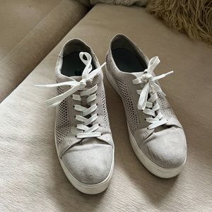 Dr. Scholl's Kinney Lace Platform Sneakers Gray